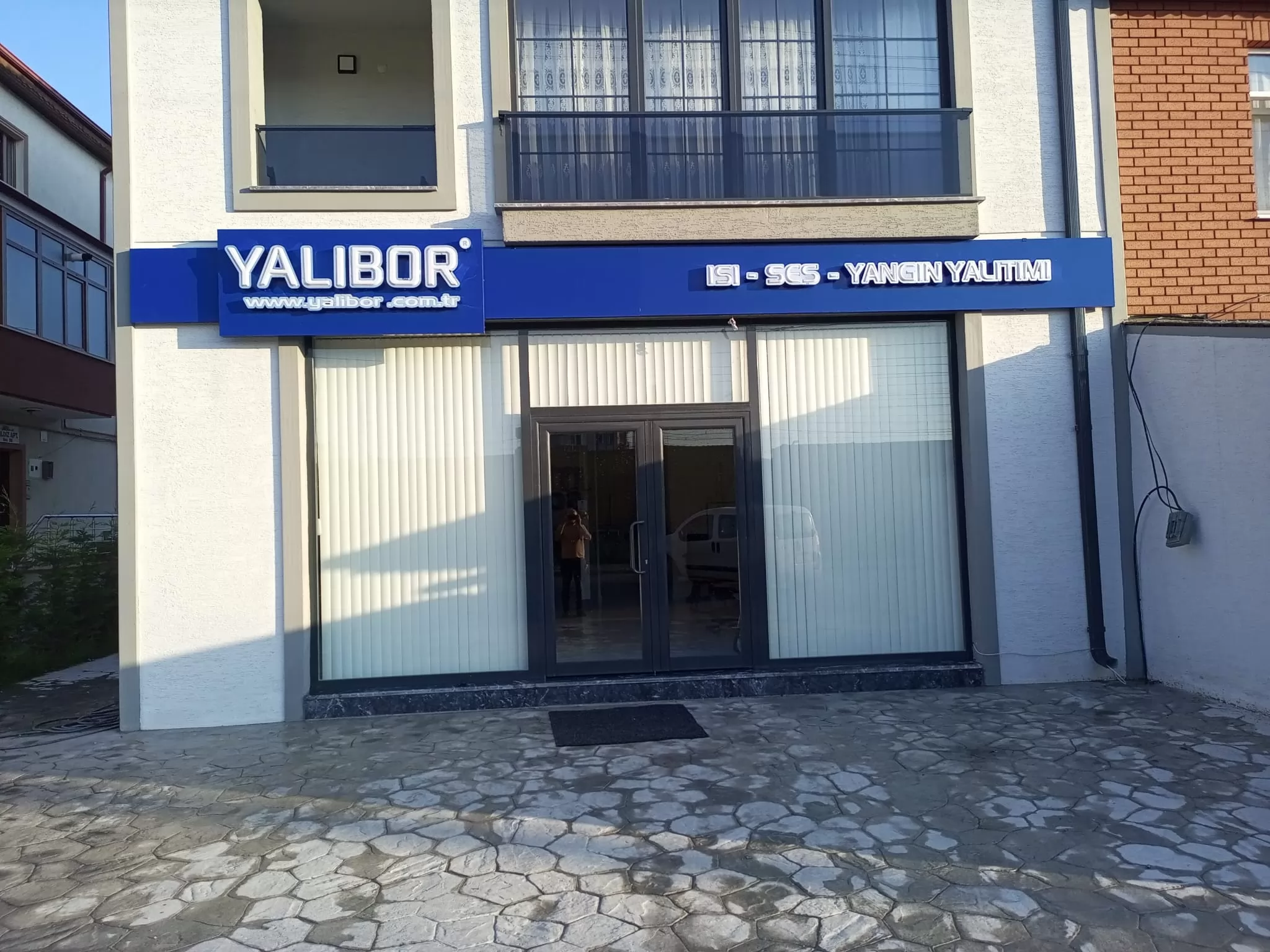 Yalıbor Vakum Harf Tabela